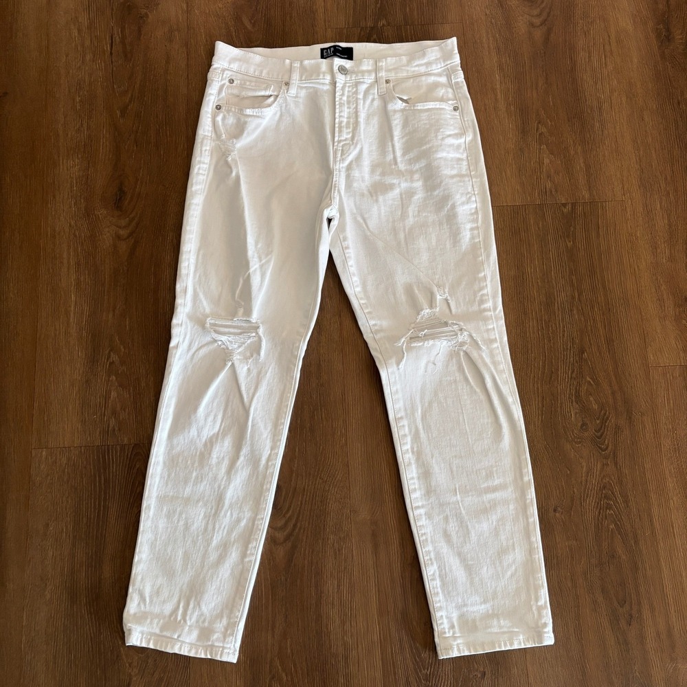 GAP Women's Size 8/29R Girlfriend‎ Jeans White Distressed Streetwear Grunge EUC